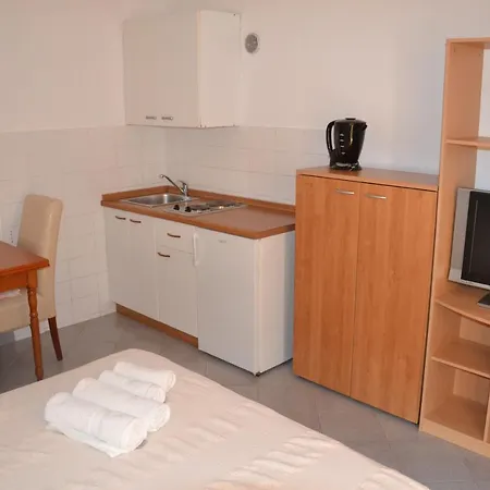 Apartment App Maris *